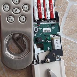 C0127E7F-03DB-40A0-89A1-9DD6A631EE1B